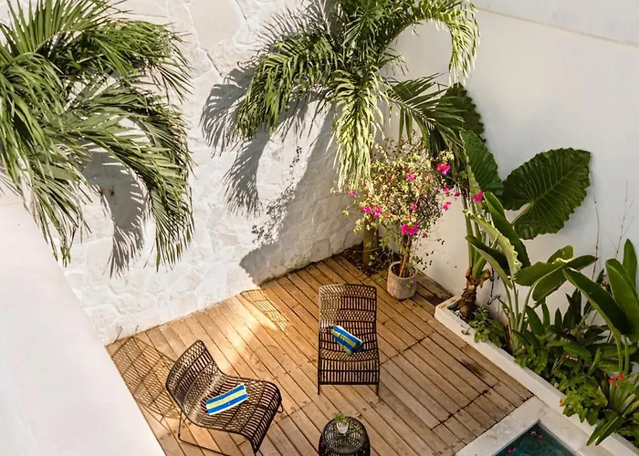 The Sol Haus Canggu, Near Berawa * チャングー