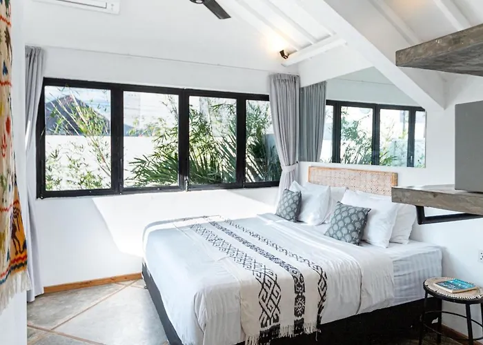 The Sol Haus Canggu, Near Berawa *