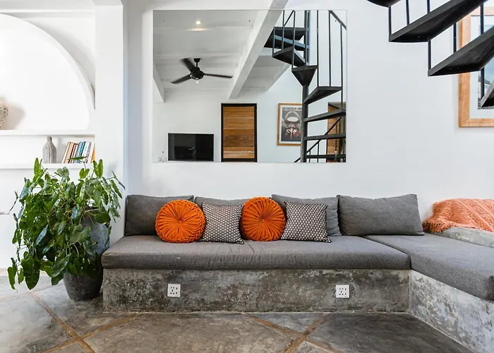 The Sol Haus Canggu, Near Berawa * チャングー