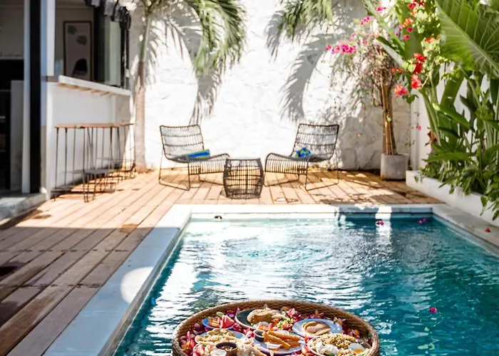 ゲストハウス The Sol Haus Canggu, Near Berawa チャングー
