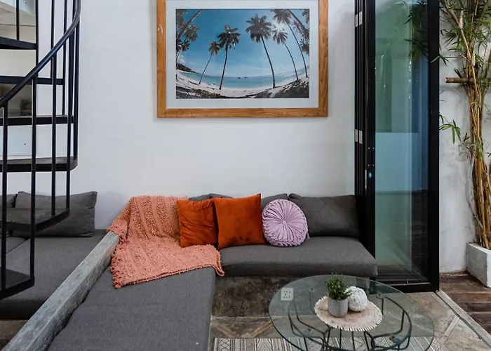 ゲストハウス The Sol Haus Canggu, Near Berawa チャングー